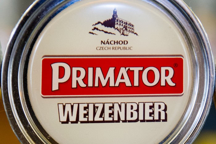 Nejlepším pšeničným pivem na světě je podle britské soutěže World Beer Awards český Primátor Weizenbier.