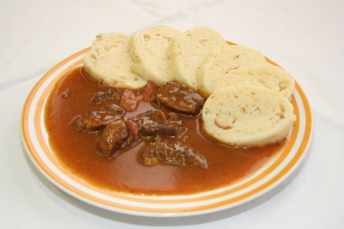 Oběd v restauracích mírně podražil.