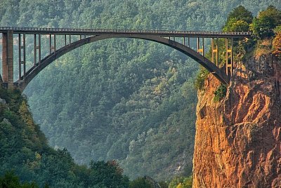 bridge-2747511-1280-1.jpg