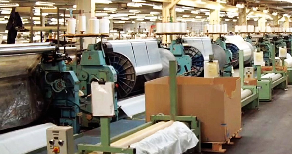 tkalcovské stavy v Crepe Weavers.jpg